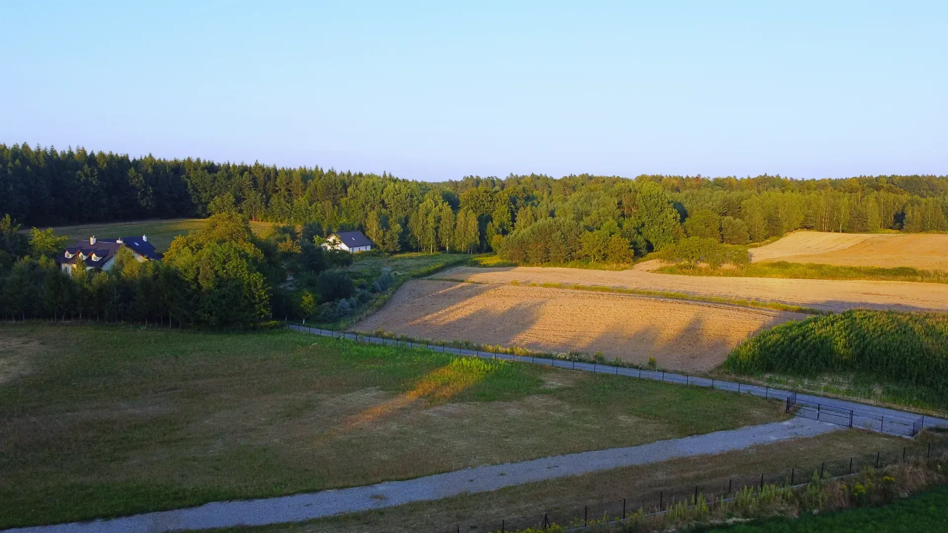 Dzialka w Zmysłówce na sprzedaż pod lasem 3