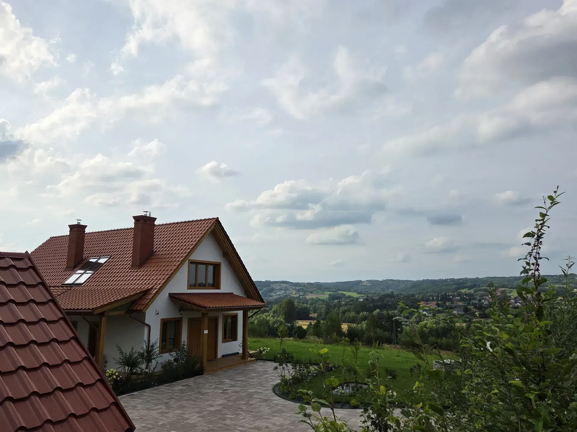 Wyjątkowy kompleks dwóch domów w Kielnarowej 3