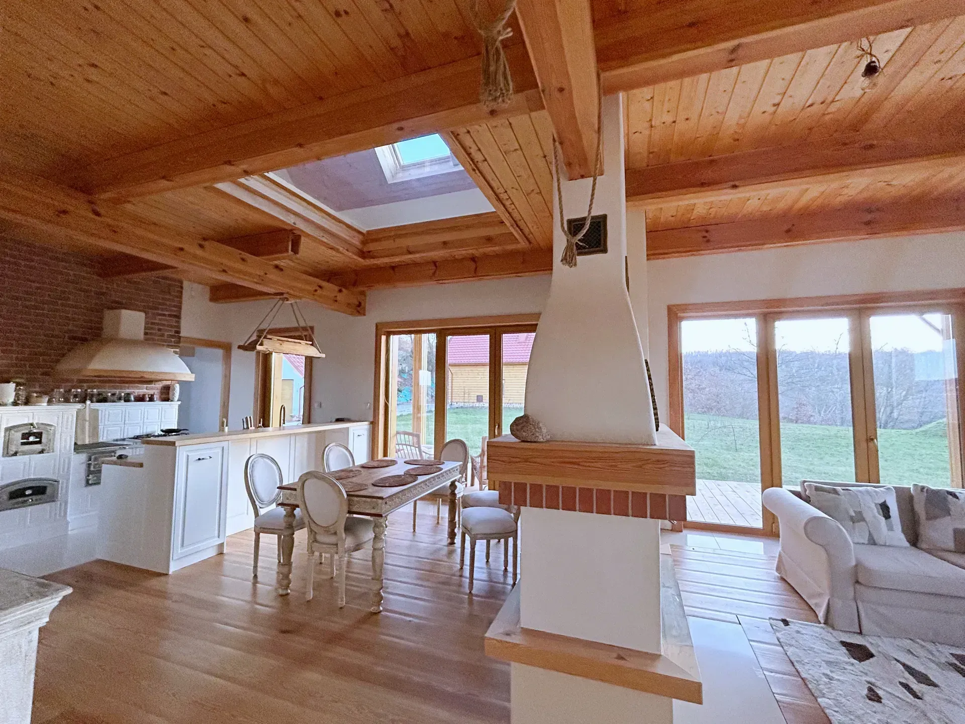 Wyjątkowy kompleks dwóch domów w Kielnarowej 7