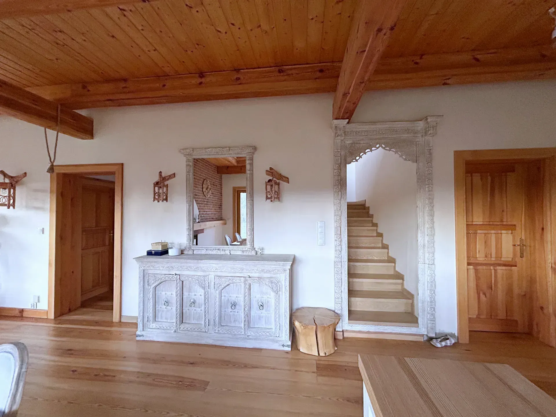 Wyjątkowy kompleks dwóch domów w Kielnarowej 8