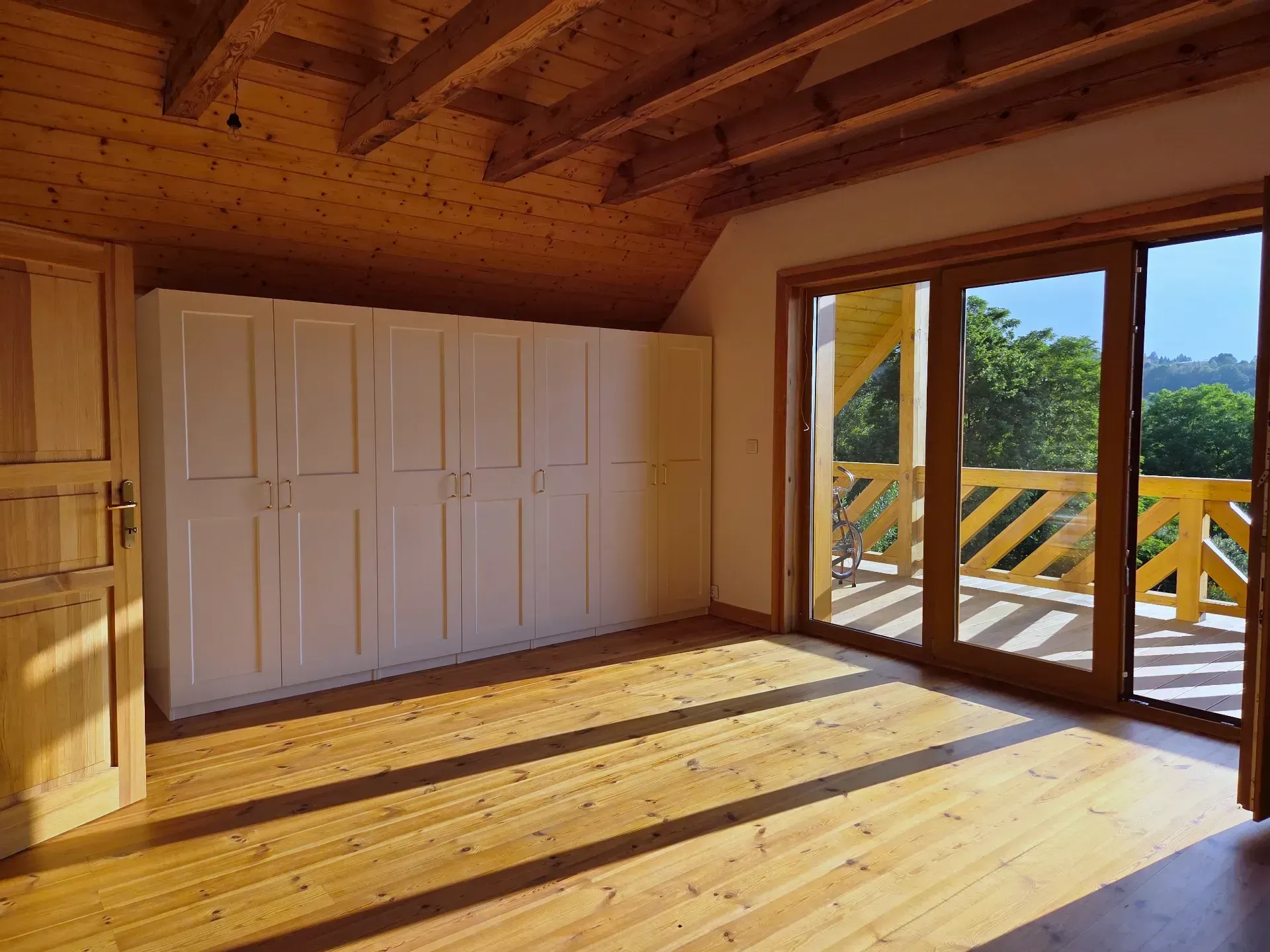 Wyjątkowy kompleks dwóch domów w Kielnarowej 12