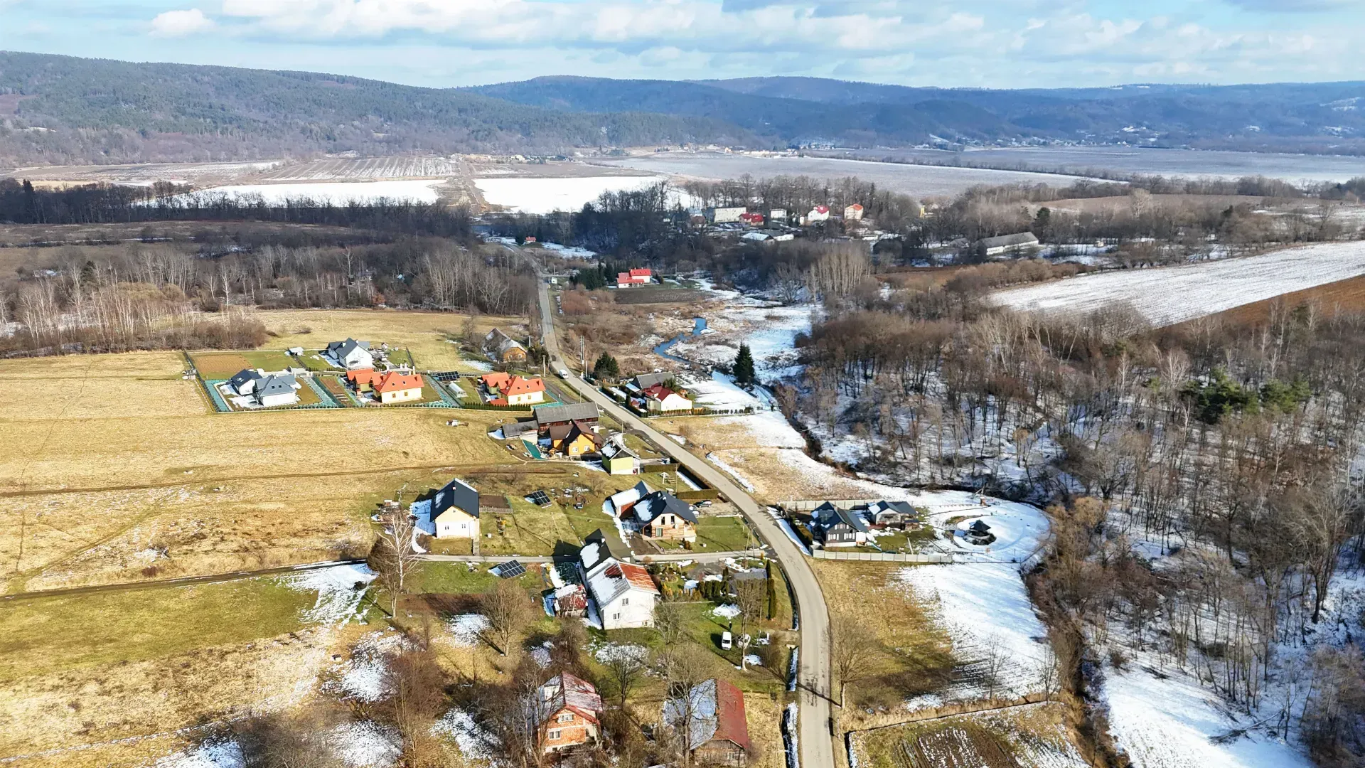 Na sprzedaż dom z dużą działką nad rzeką San 13