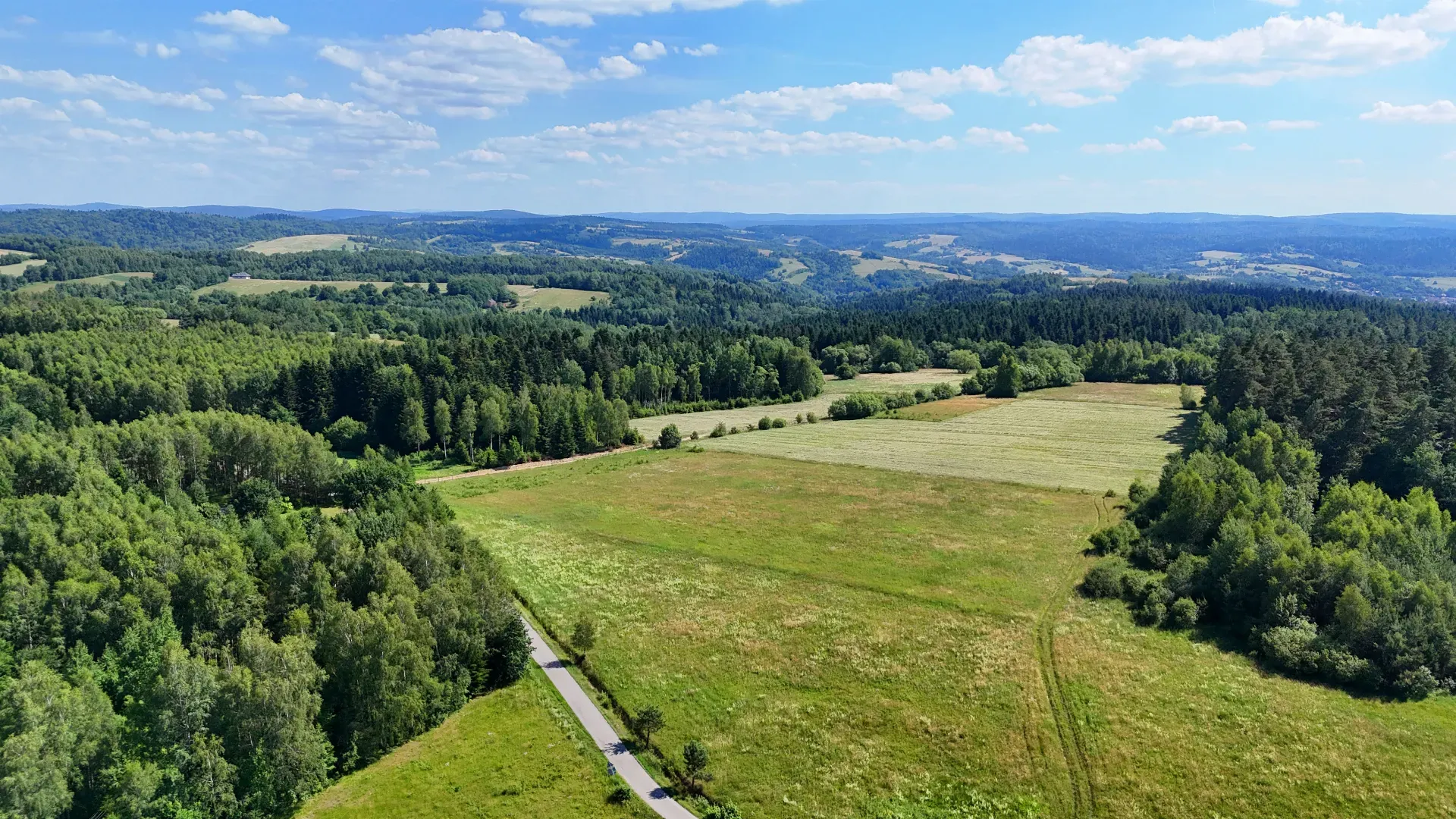 KOMPLEKS GOSPODARSTWA ROLNEGO – 60 hektarów 9