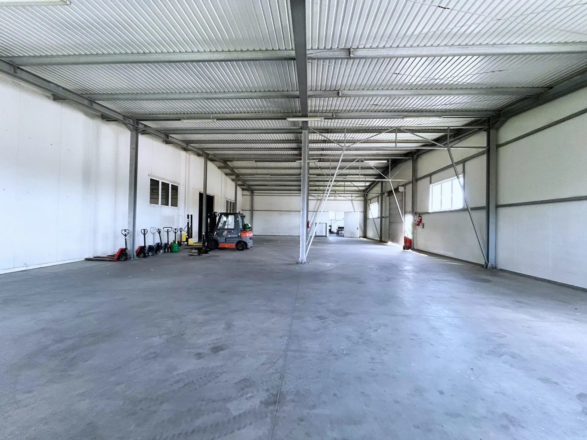 Obiekt przemysłowo - magazynowy w Iwoniczu 6