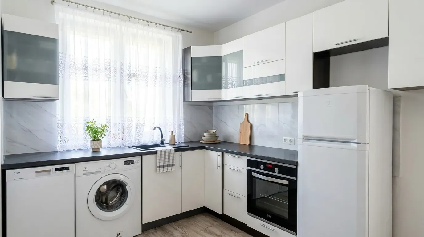 Dom z dużą działką i domkiem całorocznym 15